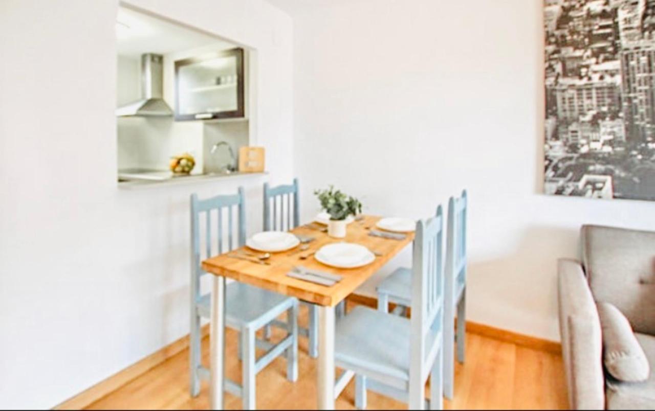 Apartamento En La Playa Con Terraza Apartment โกมาร์รูกา ภายนอก รูปภาพ